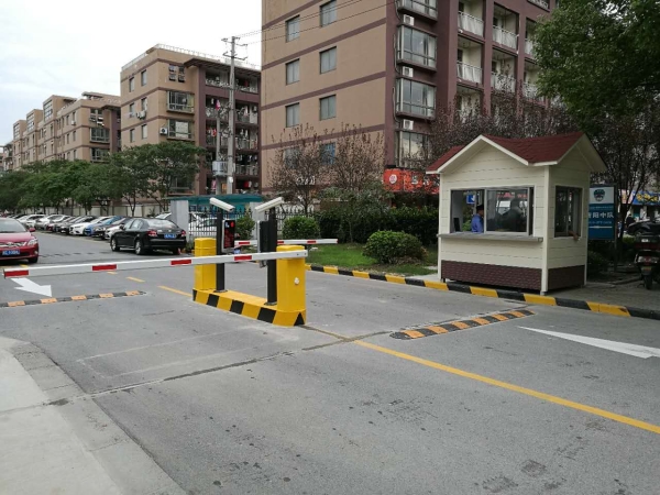 车牌识别系统12